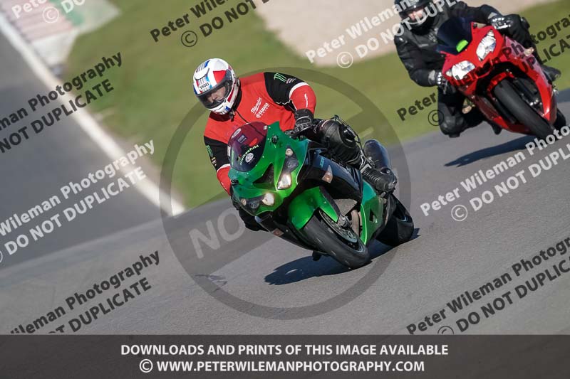 donington no limits trackday;donington park photographs;donington trackday photographs;no limits trackdays;peter wileman photography;trackday digital images;trackday photos